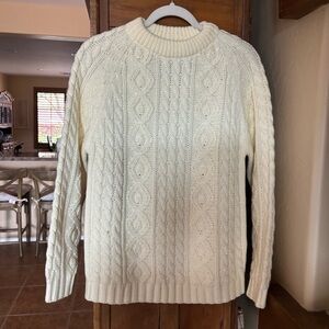 Classic 100% Wool Cable Knit Crewneck Sweater - Cream • Fits Small